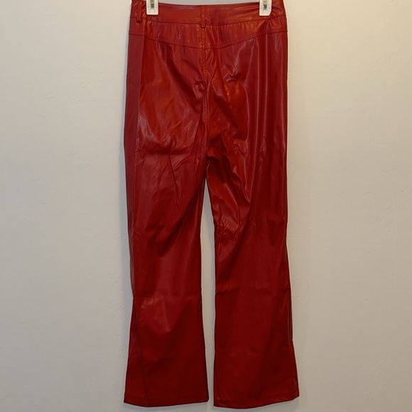 Red leather pants - Picture 2 of 3